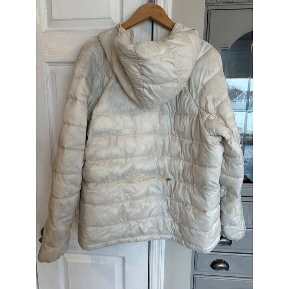 Athleta Aire Puffer Jacket in Color Bone Women's Plus 2X - Picture 7 of 10